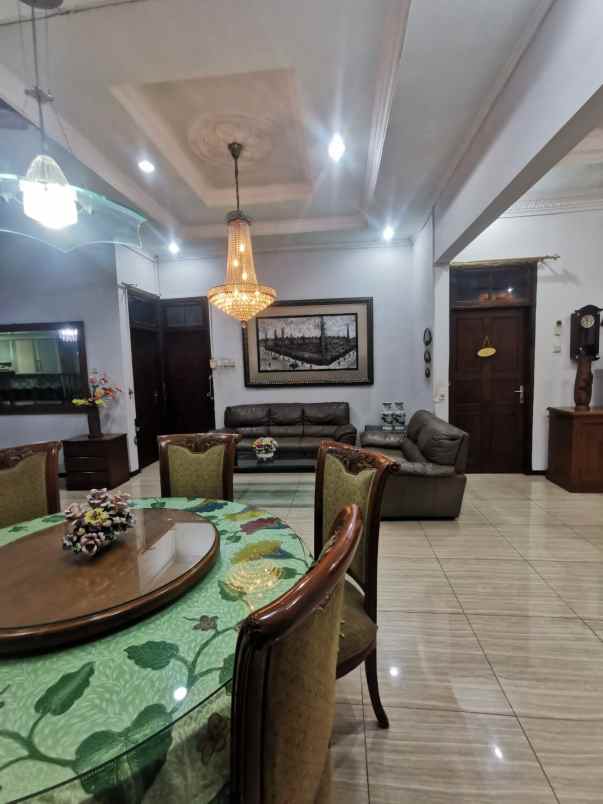 jual rumah di cempaka putih barat jakarta pusat