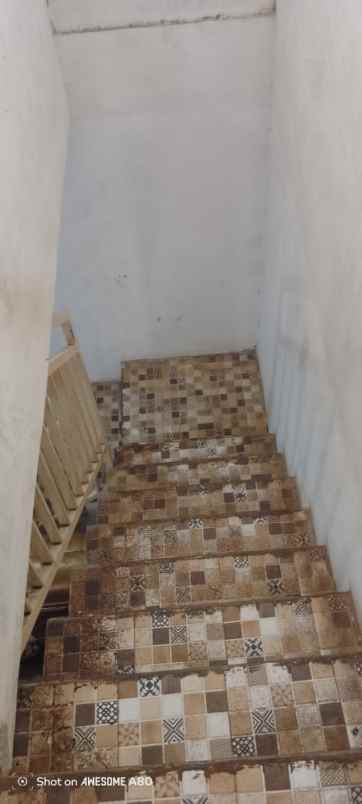 jual rumah di komplek parahyangan galery kab bandung