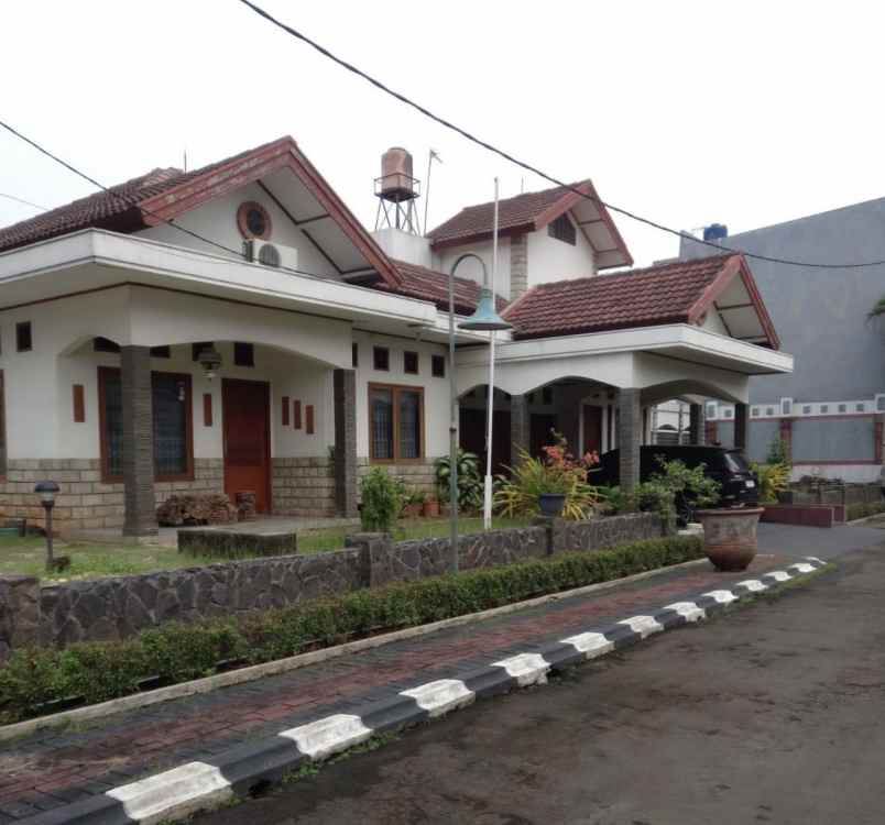 jual rumah mewah di komplek gema pesona kota depok