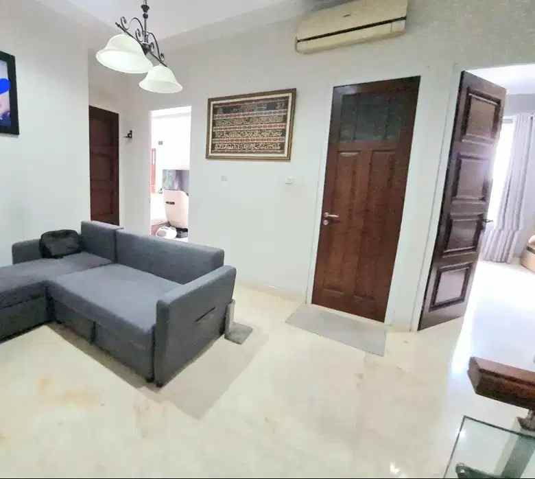 jual rumah mewah full marmer dan pool di bintaro