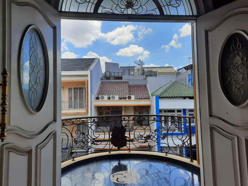 jual rumah mewah ratu melati duri kepa jak bar