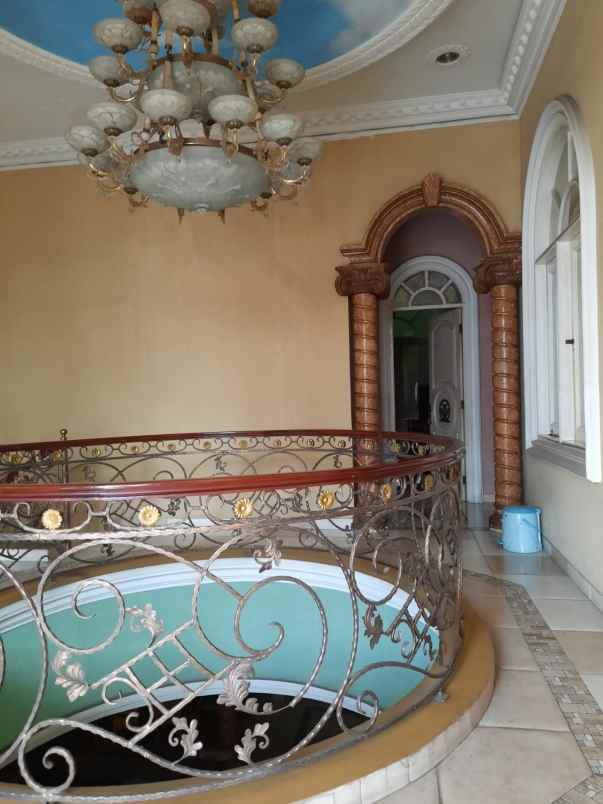 jual rumah mewah ratu melati duri kepa jak bar