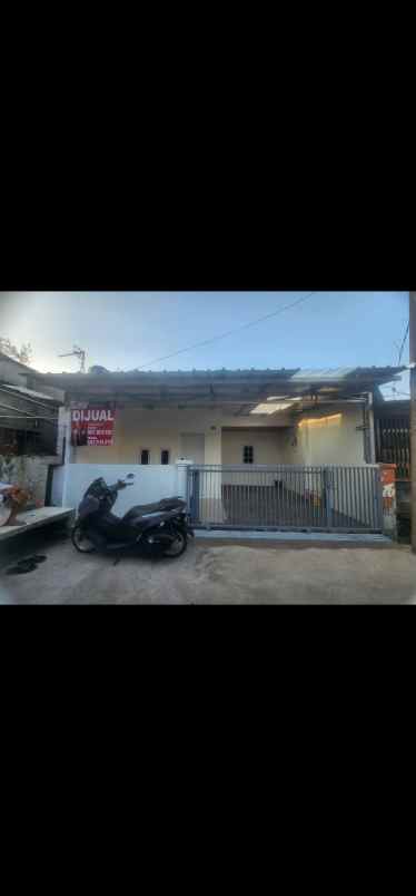 jual rumah nyaman dan strategis