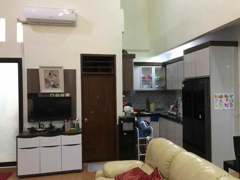 jual rumah premier cipondoh tangerang