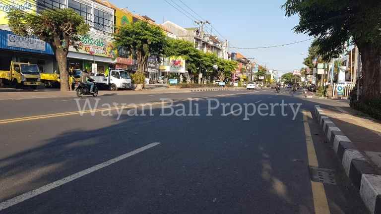 komersial jalan gatot subroto