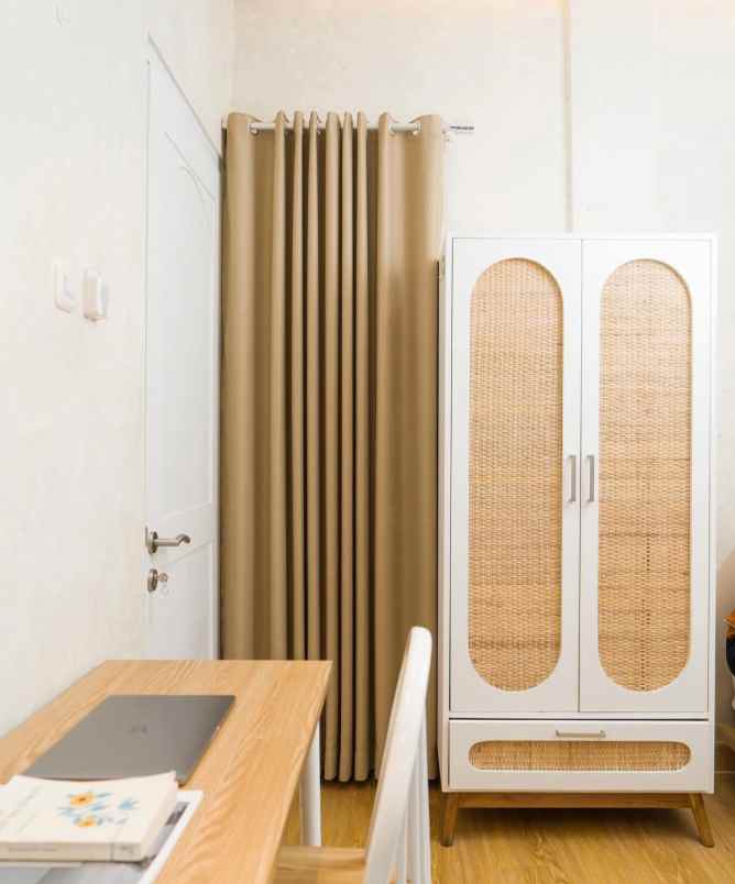 kost 2 lantai dekat kampus ugm uny upn