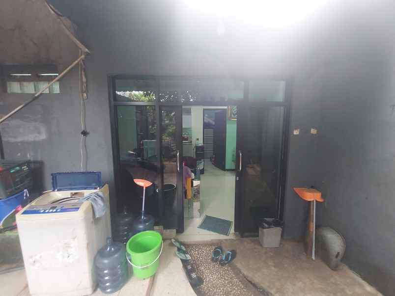 over rumah hook lt 165 bojong gede bogor
