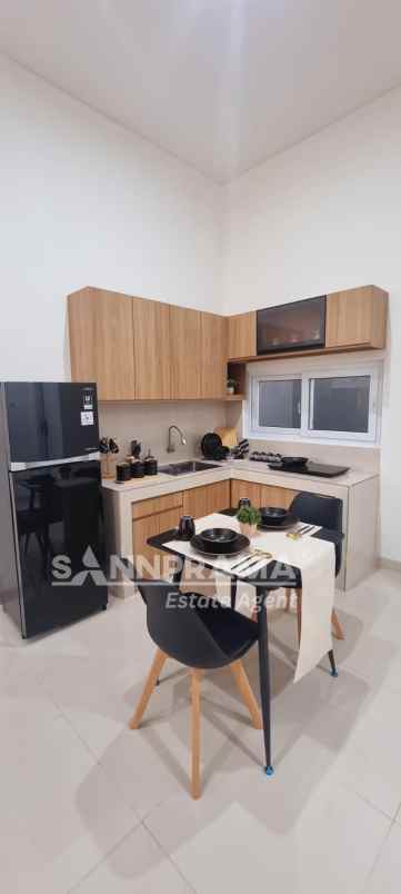 perumahan baru modern di jalan raya parung bogor