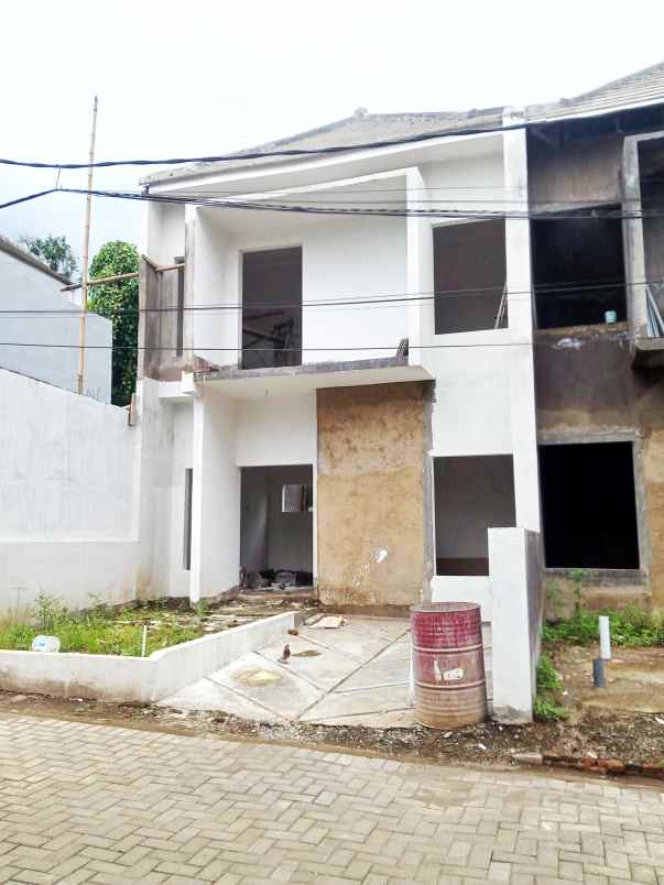 perumahan grand tlogowaru asri 2 lantai