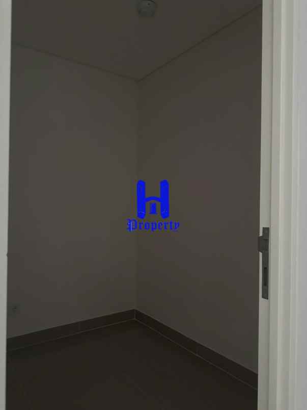 premium apartemen podomoro city deli tower empire