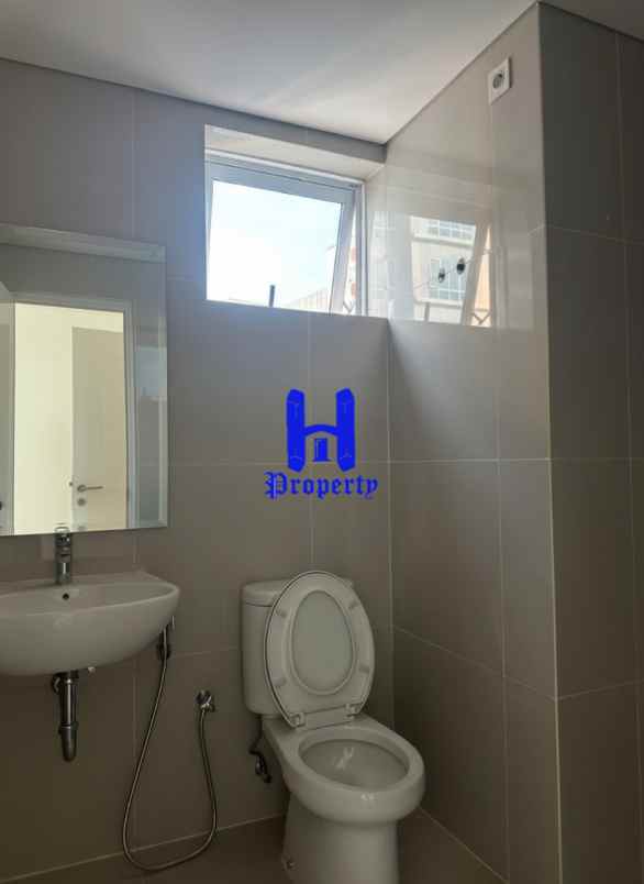 premium apartemen podomoro city deli tower empire