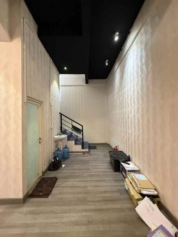 ruko dharmahusada strategis