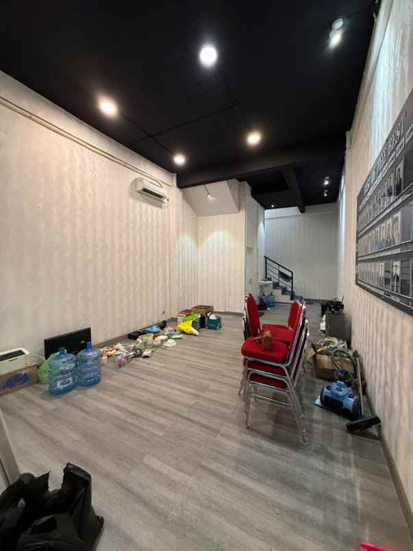 ruko dharmahusada strategis