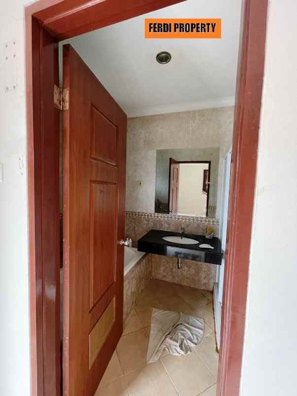 ruko gudang kantor perumahan raffles hills