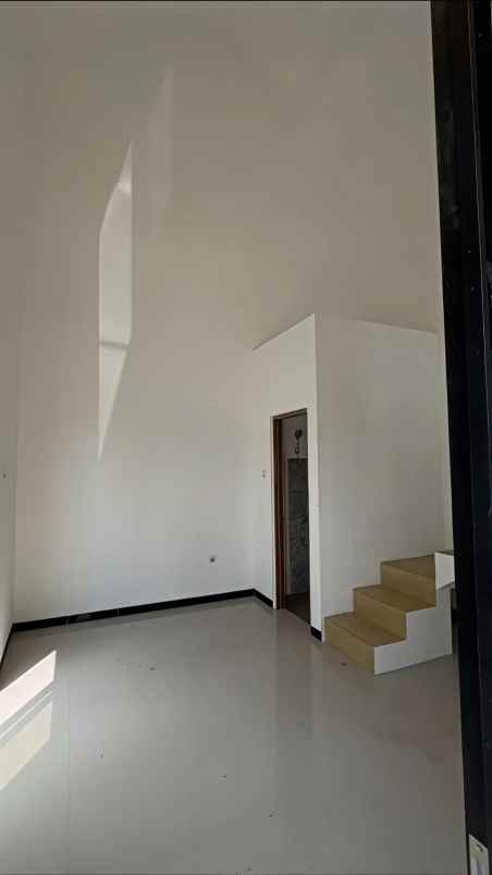 rumah 2 lantai 300 jutaan lokasi pakis malang