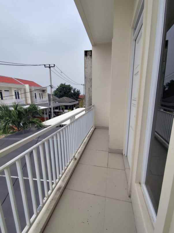 rumah 2 lantai readystok cluster dekat stasiun tambun