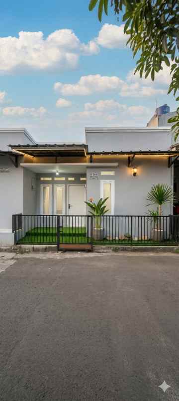 rumah 3 kamar tidur lokasi dekat jalan raya
