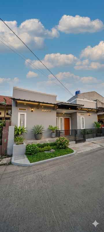 rumah 3 kamar tidur lokasi dekat jalan raya