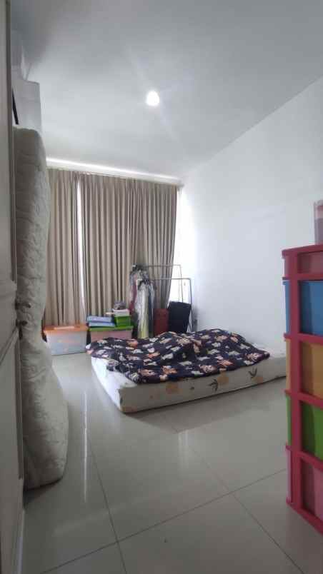 rumah addington royal residence minimalis siap huni