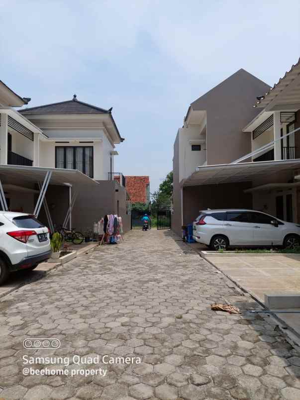 rumah aruna village jalan arco