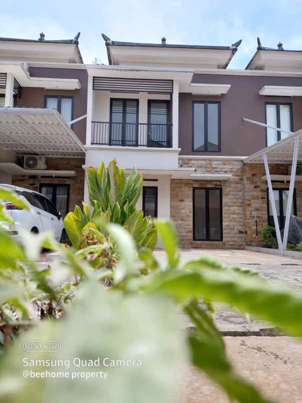 rumah aruna village jalan arco