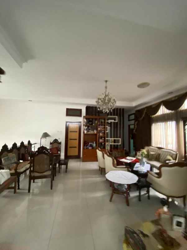 rumah bagus jl kinanti turangga bandung