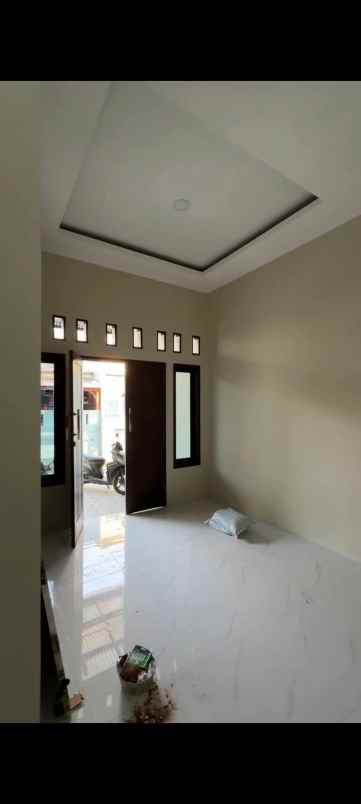 rumah baru 2 lantai di cengkareng kalideres jkt barat