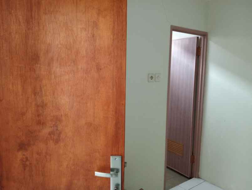 rumah baru bisa kpr startegis di kukusan depok