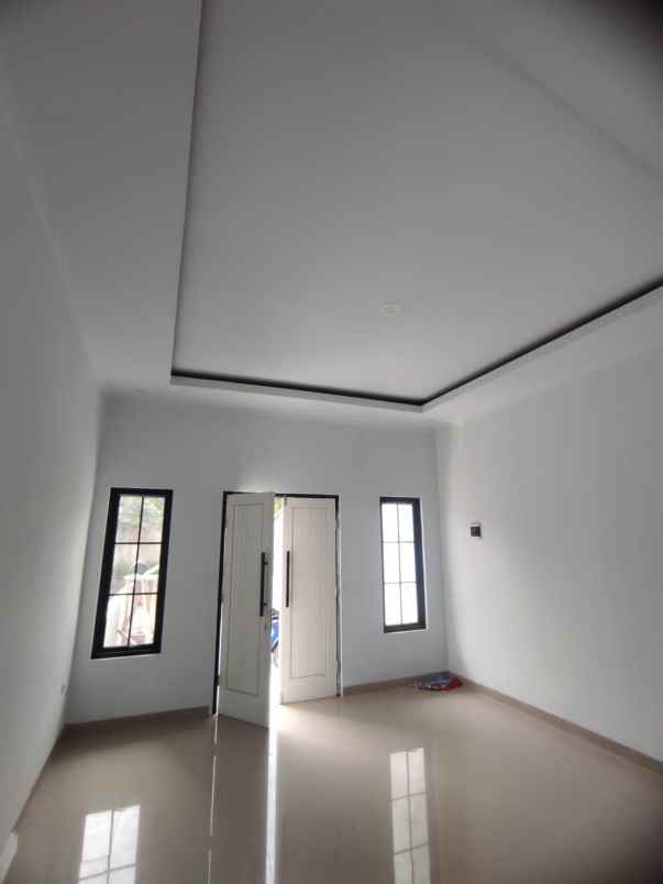 rumah baru dekat tol jatiwaringin pondok gede