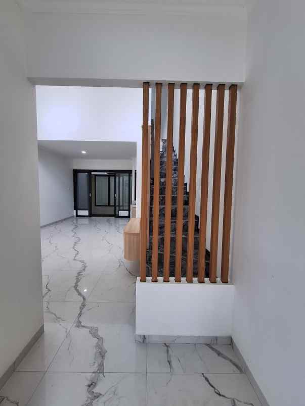 rumah baru siap huni di cempaka putih jakpus