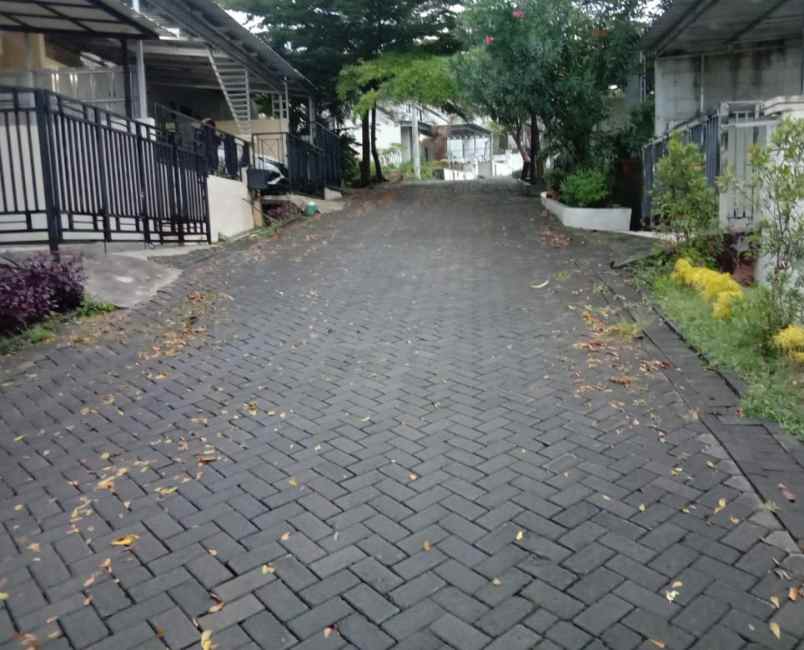 rumah bukit violan tembalang semarang