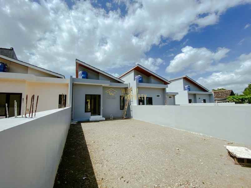 rumah cantik dalam cluster di purwomartani sleman