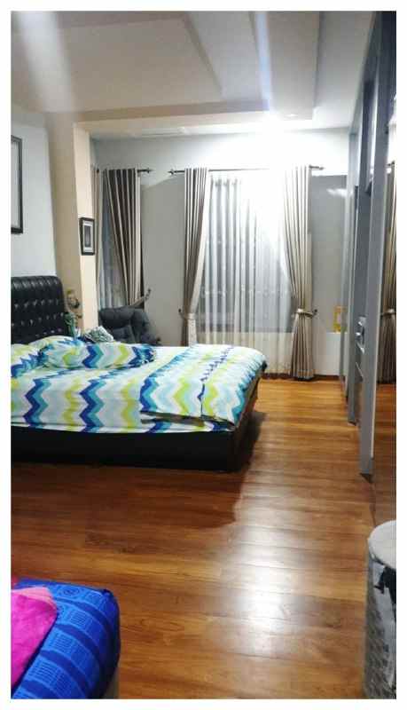 rumah cilangkap jakarta timur