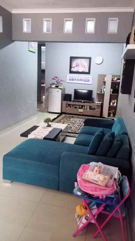 rumah cisaranten kulon