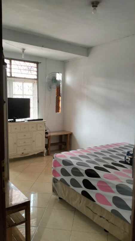 rumah daerah darmo harapan indah