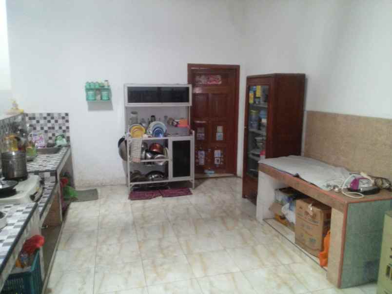 rumah daerah purut dekat kampus