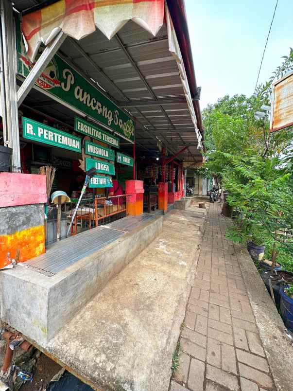 rumah dan tempat usaha di kranji bekasi barat
