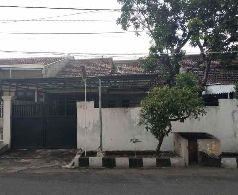 rumah di darmo surabaya barat harga nego