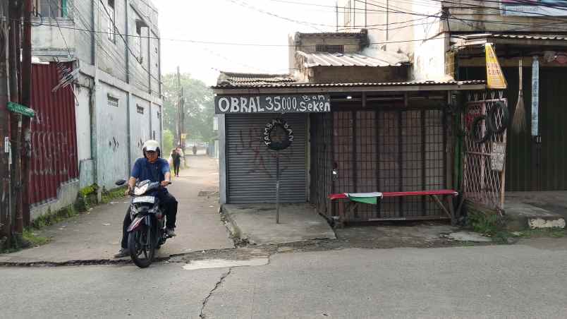 rumah di meruyung limo depok kubah emas