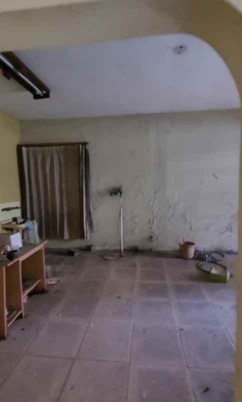 rumah di rungkut mejoyo utara listrik 3500 watt