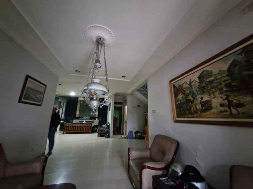 rumah di tebet timur jakarta selatan