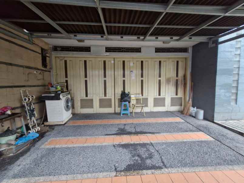 rumah di tebet timur jakarta selatan