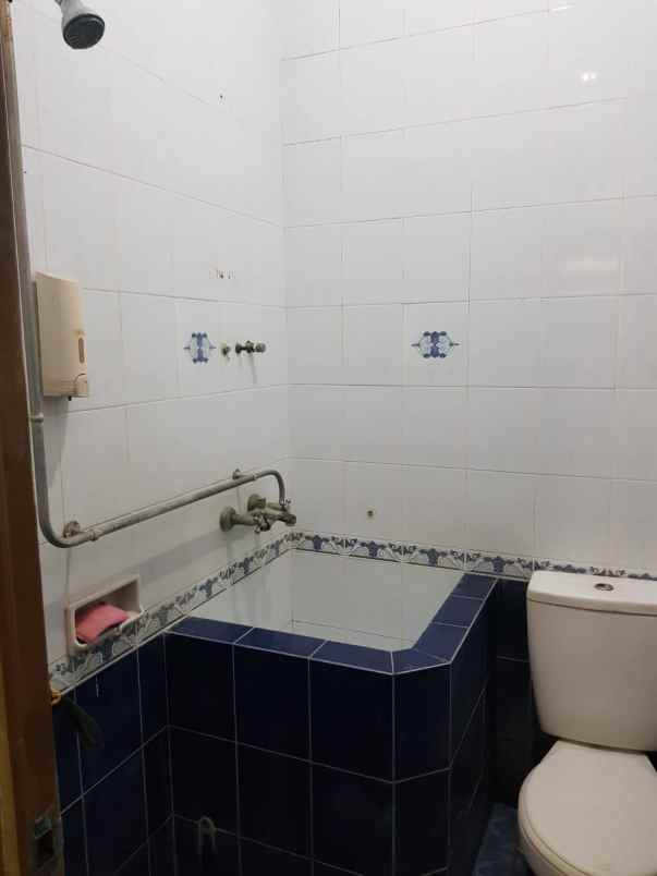 rumah dijual graha sampurna indah surabaya barat