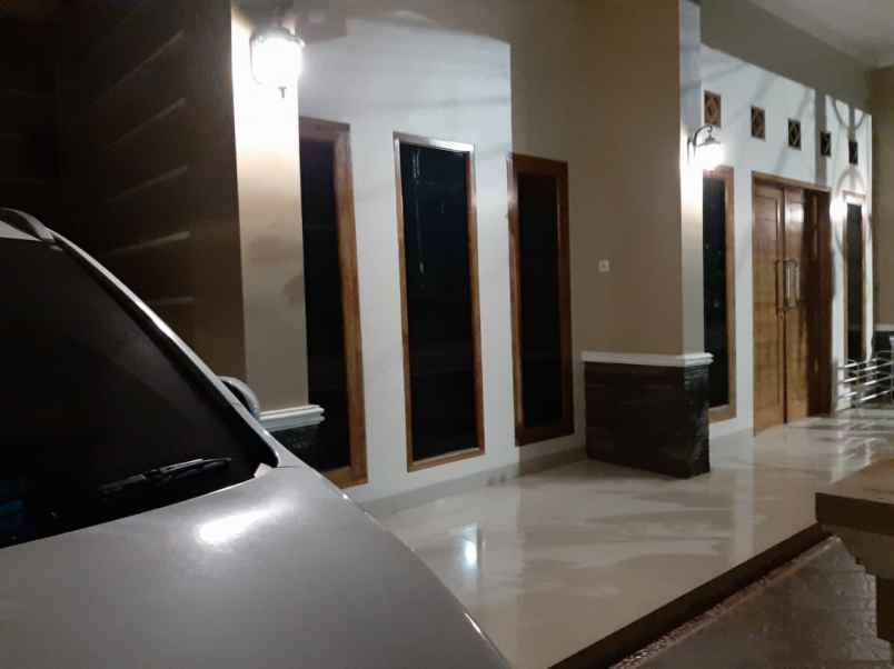 rumah dijual hook 2 lantai lokasi ulujami
