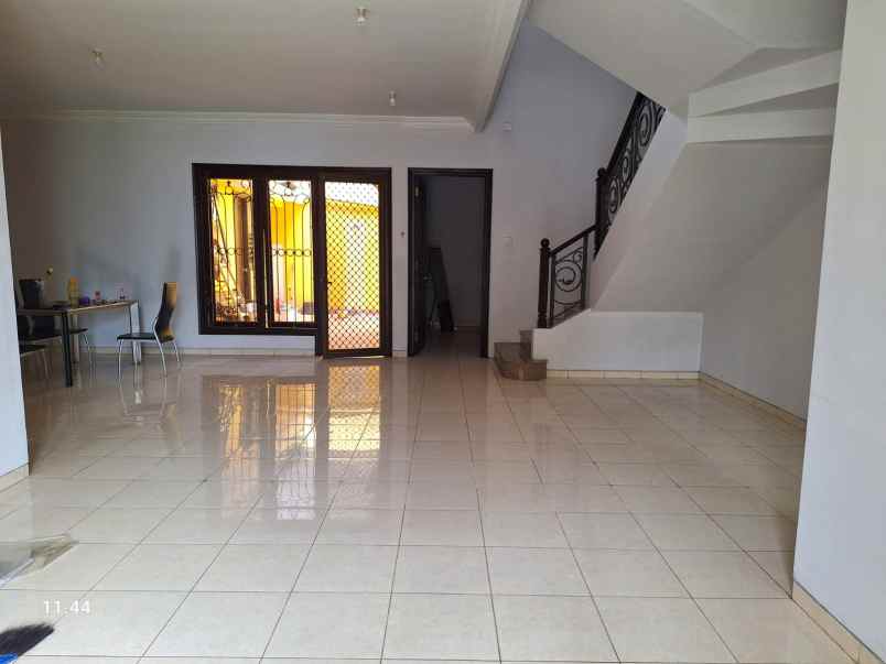 rumah dijual wisata bukit mas surabaya