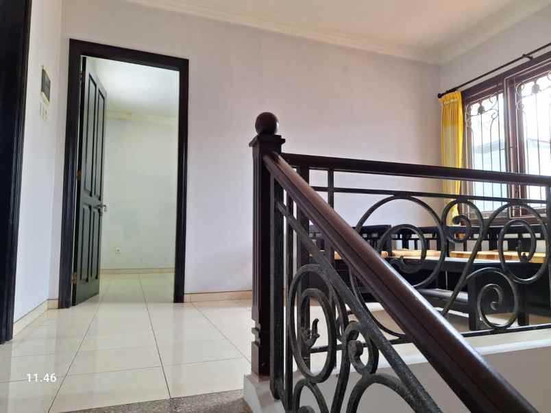 rumah dijual wisata bukit mas surabaya