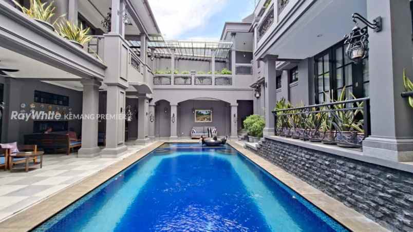 rumah disewakan di cilandak barat