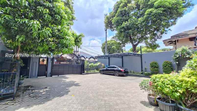 rumah disewakan di cilandak barat