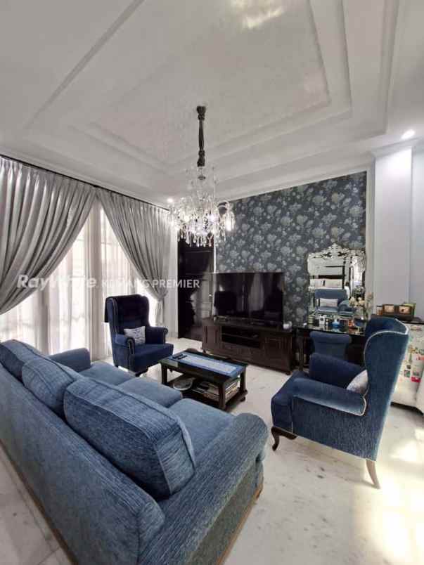 rumah disewakan di cilandak barat