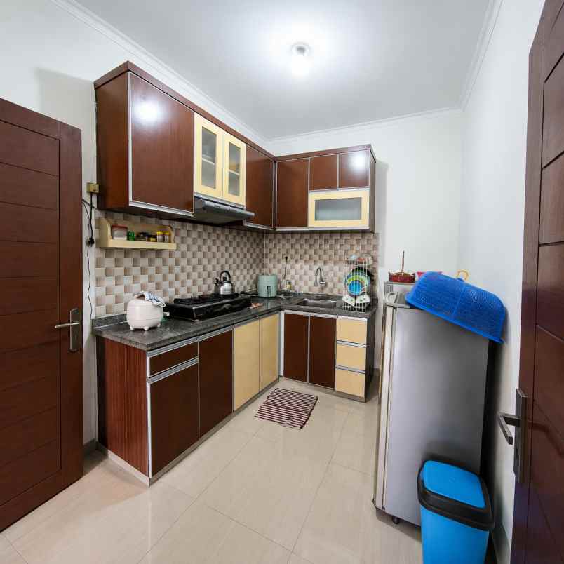 rumah disewakan di pancoran